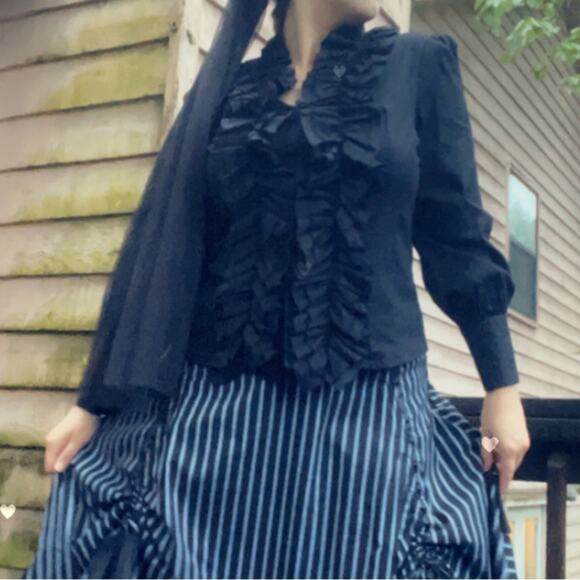 Black ruffle steampunk button shirt - Picture 1 of 7